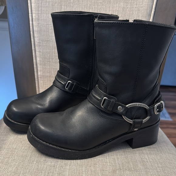 Women’s Harley Davidson Boots - Picture 2 of 8
